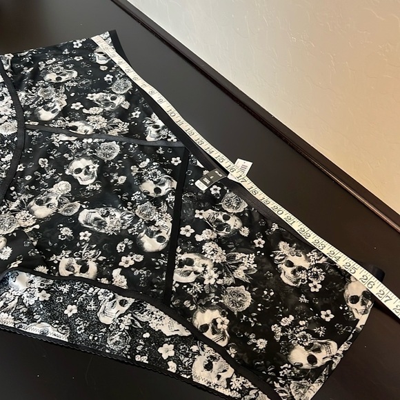 NWT Torrid Curve Simply Mesh Hipster Panty w. Lattice,skull floral plus size 30 - Picture 5 of 11